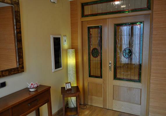 Hostal Puerta Del Valle La Cisterniga Bagian luar foto